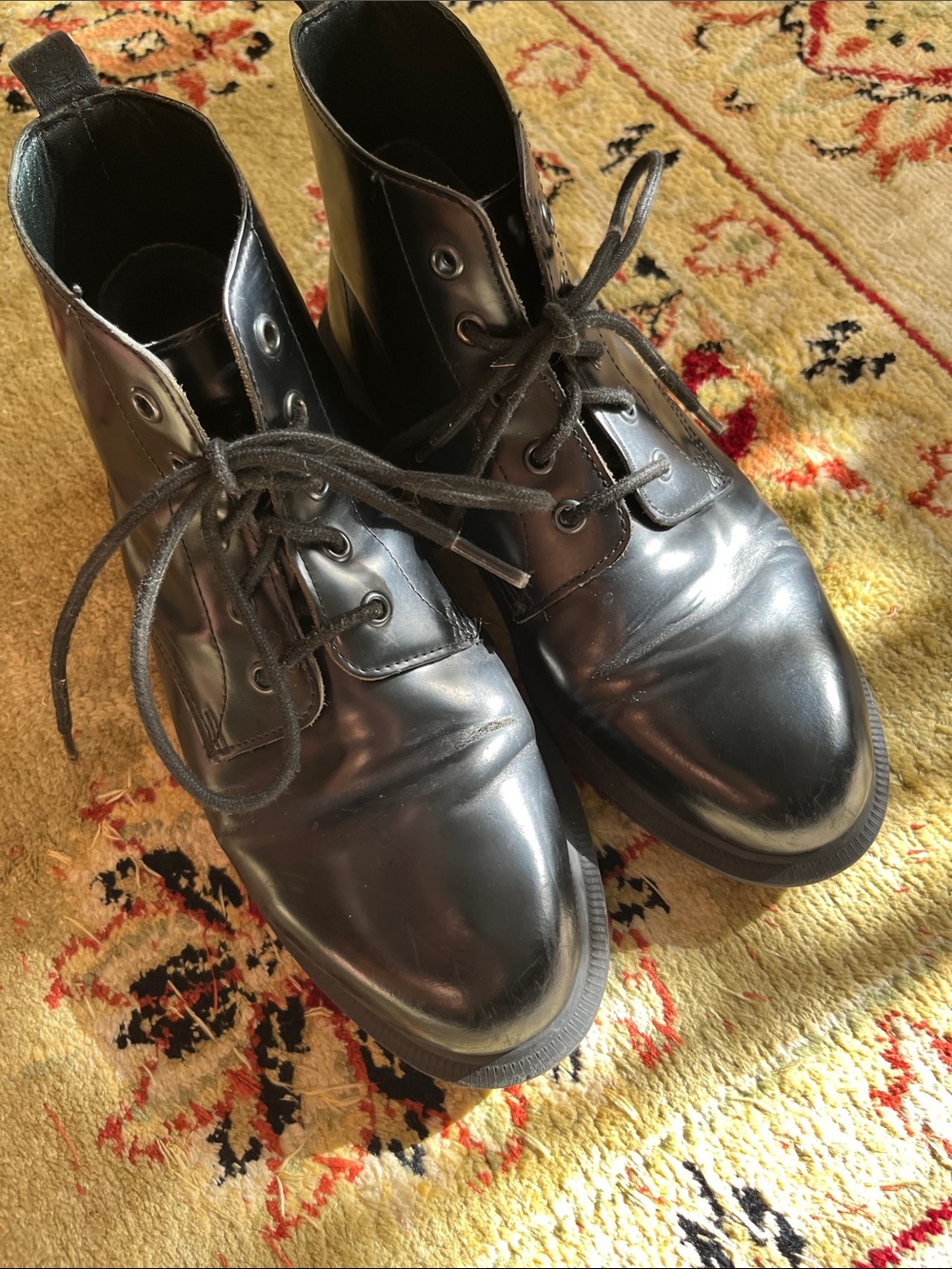 Doc Marten Emmaline Chelsea Boots